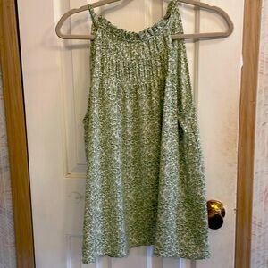 Ladies tank top
Material is 100% polyester